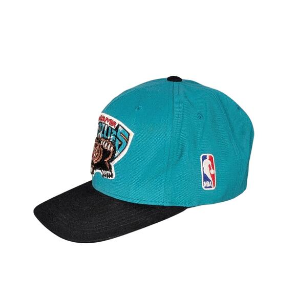 VTG Vancouver Grizzlies Embroidered Logo NBA Basketball Cap Snap Back Hat - Picture 6 of 7